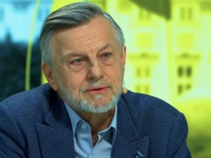 Prof. Zybertowicz: Najniebezpieczniejszą ideologią współczesności jest technoentuzjazm