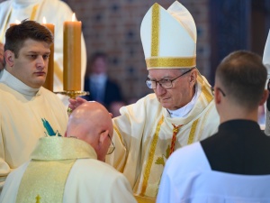 Poznań: kard. Pietro Parolin udzielił sakry abp. Tomaszowi Grysie 