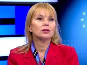 Elżbieta Bieńkowska krytykuje m.in. Polskę, niemieckie media podchwytują