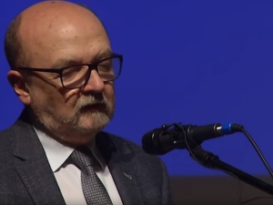 Prof. Legutko o pomysłach Junckera: Czy to są rozwiązania? Czy to jest w ogóle traktowanie nas poważnie