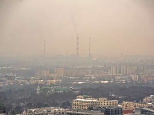 Ogrzewanie domów jednorodzinnych głównym powodem smogu. Konieczne są modernizacje budynków