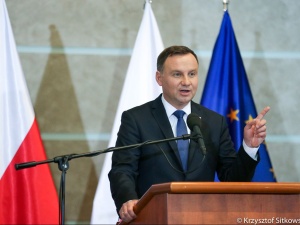 [video] PAD:Fundamentem UE nie jest liberte, fraternite, egalite, a Niewiasta, a na jej skroniach wieniec