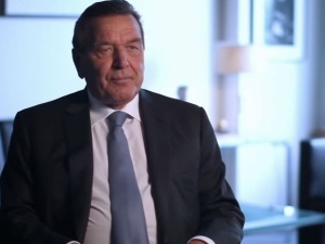 Były kanclerz Niemiec Gerhard Schröder menadżerem rosyjskiego giganta paliwowego