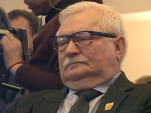 Wałęsa opublikował dokumenty z klauzulą "tajne", które powinny być w IPN. Jest komentarz Cenckiewicza