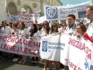 Zaostrzenie protestu medyków: Środa "dniem bez lekarza". Radziwiłł: "To złamanie etyki lekarskiej"