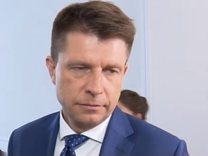 Ryszard Petru o ograniczeniu handlu w niedzielę: W aptekach pojawi się kiełbasa i mrożonki