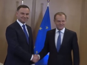 Donald Tusk weźmie udział w Święcie Niepodległości na zaproszenie Andrzeja Dudy. Poruszenie w sieci