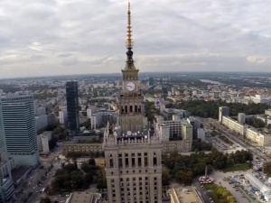 GW naśmiewa się z Chrystusa, broniąc Pałacu Kultury i Nauki