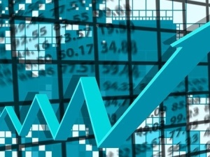 GUS: PKB wzrósł w III kwartale 2017 r. o 4,9%. To o 0,2 pkt % więcej niż mówiły wstępne szacunki