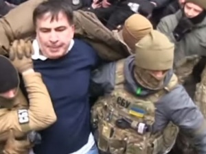 Ukraina: Szturm policji na miasteczko namiotowe Micheila Saakaszwilego