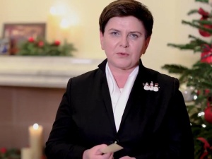 [video] Beata Szydło: Niech spełnią się Państwa oczekiwania i marzenia, bądźcie szczęśliwi