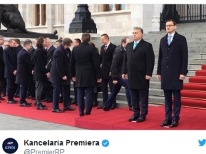 Premier rozpoczął oficjalną wizytę na Węgrzech