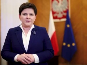 [video] Beata Szydło składa życzenia wszystkim Babciom i Dziadkom: Jesteście cichymi bohaterami