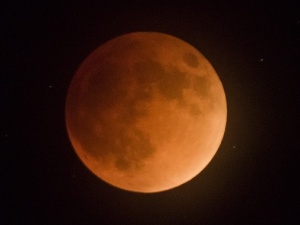 "Super Blue Blood Moon" niedługo pojawi się na naszym niebie