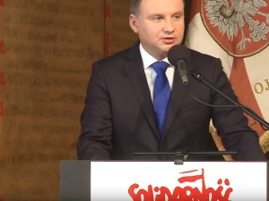 We wtorek prezydent podpisze ustawę o wolnych niedzielach. „S” zralizowała postulat Sierpnia