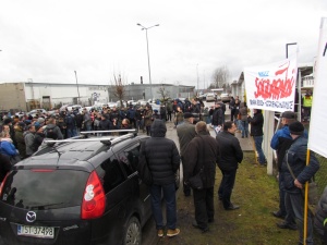 Kolejna runda rozmów płacowych w MANie. Związkowcy nie odpuszczają