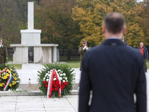 Prezydent na obchodach 60. rocznicy Rewolucji Węgierskiej