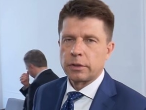 Ryszard Petru nie może się rozwieść. Przepisał majątek na żonę