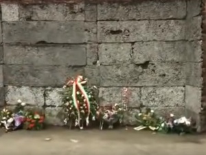 Skandal w Auschwitz. Żyd oddał mocz na pomnik ofiar KL Birkenau