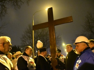 [Nasza Fotorelacja] 18. Ogólnopolska Droga Krzyżowa Ludzi Pracy „Chrystus solidarny z ludźmi pracy”