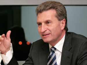 Günther Oettinger[komisarz UE]: "Polska będzie rozwiązaniem kłopotu przy układaniu nowego budżetu UE"