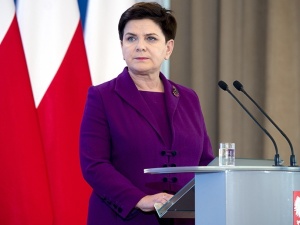 Beata Szydło zapowiedziała, że nie wprowadzi zaleceń Komisji Europejskiej w sprawie TK