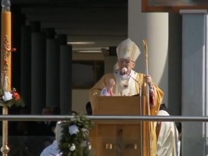 [video] abp Jędraszewski: Świat nie jest w stanie wyrwać z ludzkich serc wiary w zmartwychwstanie Jezusa