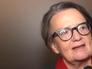 [video] A.Holland o miesięcznicach: Wygraliśmy, ogromna w tym zasługa Obywateli RP. K.Pawłowicz odpowiada