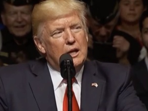 Donald Trump: Szykuj się Rosjo, rakiety nadciągają 