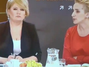 [video] Joanna Scheuring-Wielgus: "Proszę mi nie wciskać dziecka z kąpielą do brzucha"