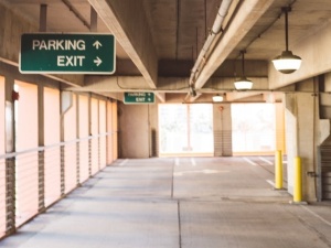 Ile kosztują trzy godziny na parkingu przy szpitalu w Puszczykowie? Nie zgadniecie Państwo