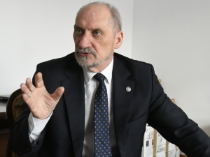Macierewicz dziękuje Polonii amerykańskiej za wsparcie w wyjaśnianiu przyczyn katastrofy smoleńskiej