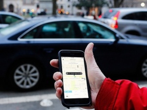 Uber może czuć się zagrożony. Rząd planuje zmienić prawo