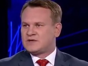 Dominik Tarczyński: Tusk robi z siebie ofiarę i męczennika