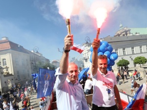 Będzie wniosek o ukaranie posłów PO za odpalanie rac