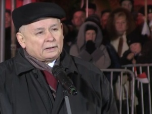 Kaczyński na Placu Piłsudskiego: Jego przykład buduje przekonanie o tym, że zwyciężymy. Wbrew wszystkiemu