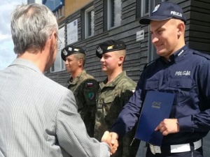 Policjant uratował tonącego. Dwa dni wcześniej skończył szkolenie