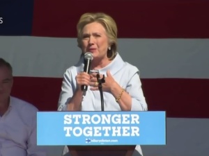 Hillary Clinton po porażce w wyborach: Chciałam się zaszyć w domu i już nigdy nie wychodzić