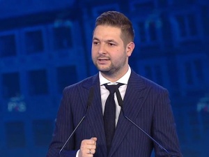 [Konwencja PiS] Patryk Jaki: Mur, który postawili politycy PO, to mur, który stoi na taśmie klejącej