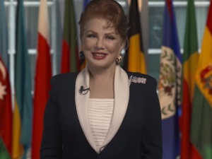 Ambasador USA Georgette Mosbacher: "Poznałam historię bohaterów. Muzeum PW - absolutny must see"