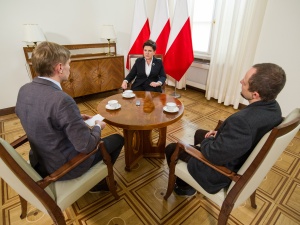 Premier Beata Szydło dla "TS" i Tysol.pl o problemie z wolnością słowa w mediach społecznościowych