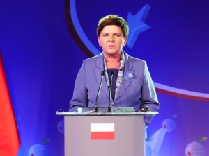 Premier Szydło: Polska zdecydowanie opowiada się za utrzymaniem sankcji wobec Rosji