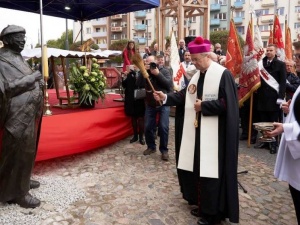 Odsłonięto pomnik Kapelana Gorzowskiej Solidarności