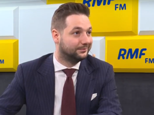 [Wideo] Zaskakujący finisz kampanii. Patryk Jaki: "Trzaskowski jest rzeczywiście ładny"