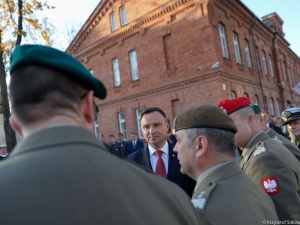 Dobre informacje dla armii: Rozszerzenie statusu weterana, podwyżki dla żołnierzy