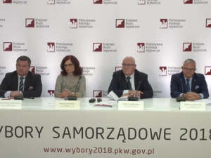 PKW: Do godziny 17.00 w wyborach udział wzięło ok. 650 tys. więcej osób niż przed czterema laty