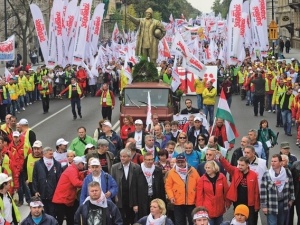 Beneficjantami działań "S" są nie tylko związkowcy, ale wszyscy Polacy. Zobacz największe sukcesy Związku