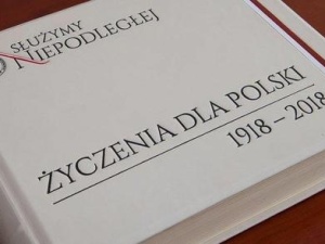 Każdy z nas może złożyć Polsce życzenia na stulecie niepodległości