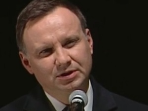 Andrzej Duda z właściwą sobie swadą skomentował wspólne zdjęcie Merkel i Macrona z Putinem i Erdoganem