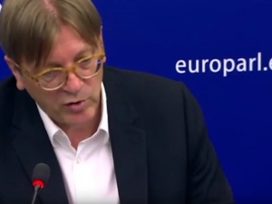 Mijają 24 godziny od Marszu, a Verhofstadt nic o "nazistach". Jakaś refleksja?